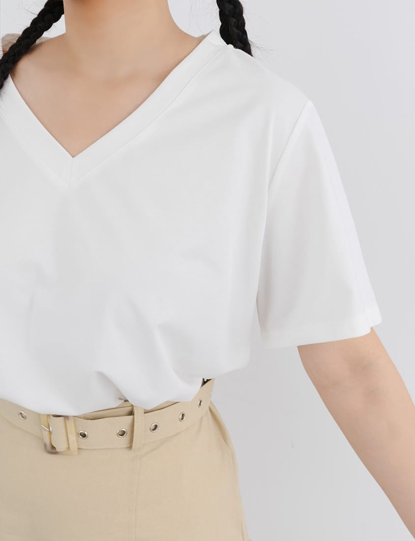 Cooling V-Neck Side Slit Plus Size Graphic Tee