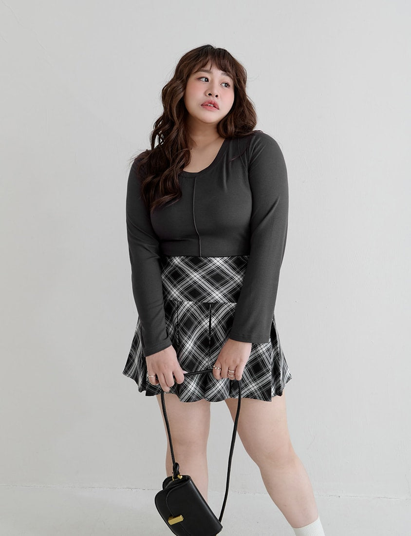 Crewneck 3D Pleated Plus Size Long Sleeve Tee