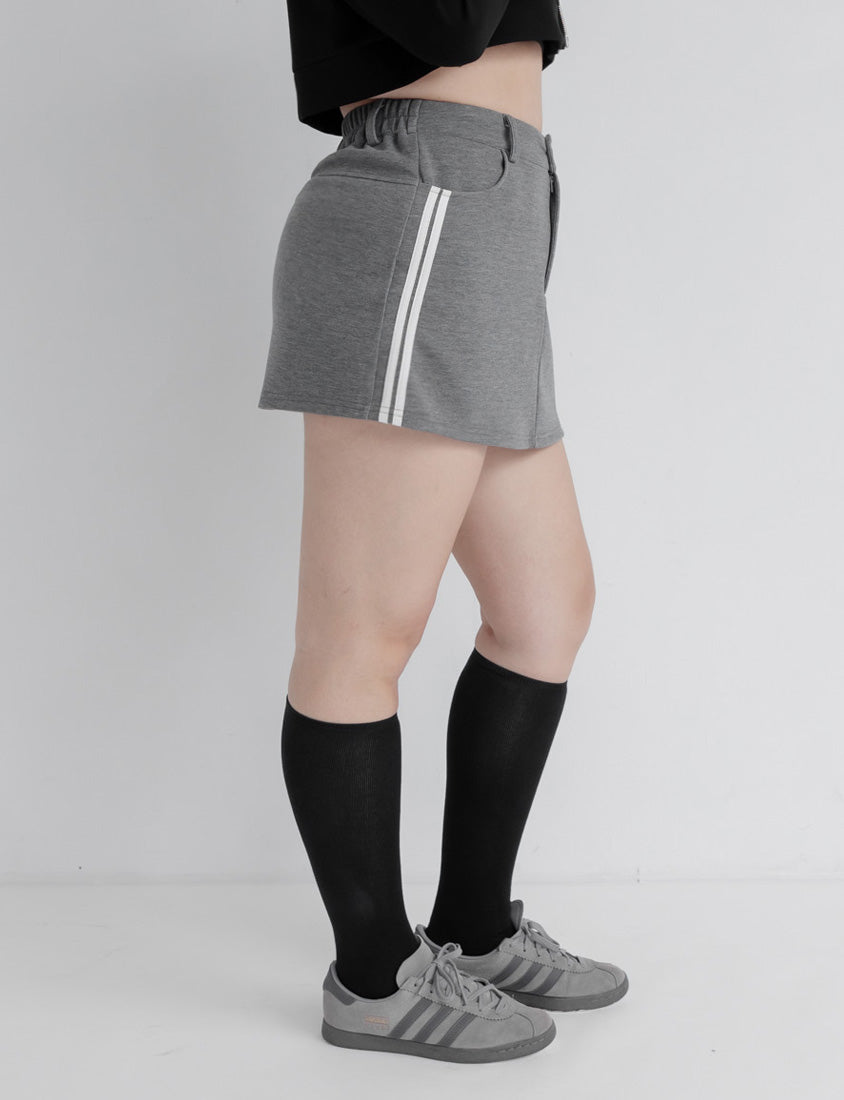 MUA! Space Cotton Back Elastic Plus Size Mini Skirt (With Pants)