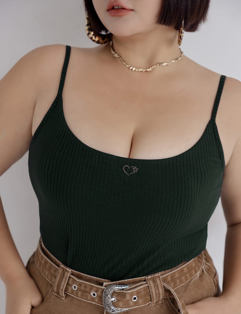 Pobra. Sweet & Edgy Heart Embroidery Plus Size Bra Top (With Pads)