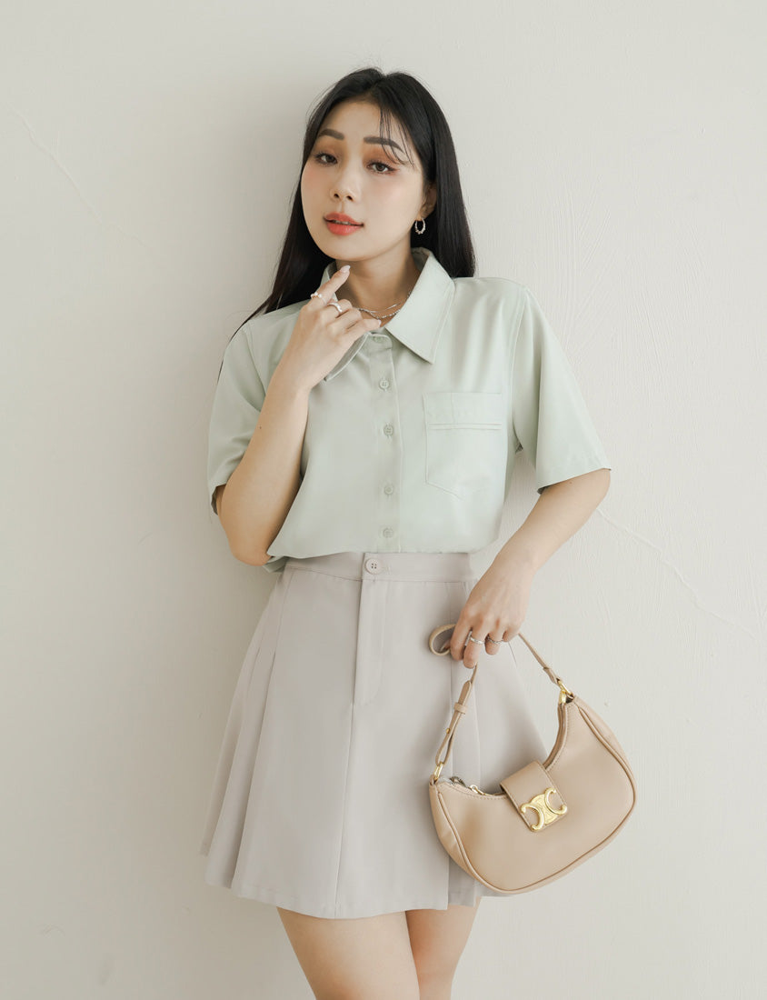 MISS. Lightweight Cooling Pleated Pocket Plus Size Short Sleeve Shirt