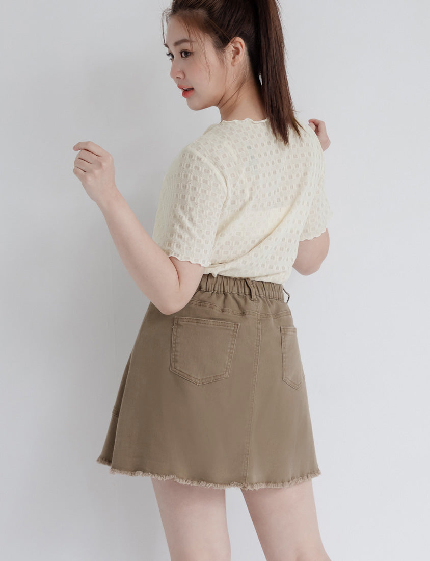 Pocket Twill Cotton Frayed Hem Plus Size Mini Skirt (With Inner Shorts)
