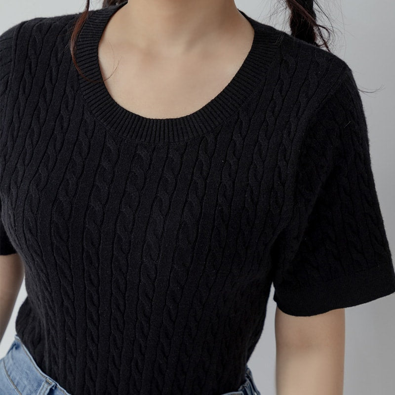 Crewneck Cable Knit Short Sleeve Top
