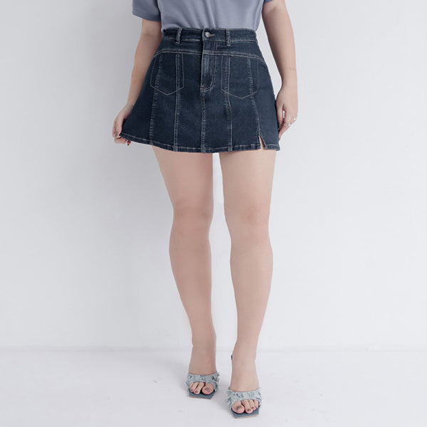 MUA! Sexy Stitching A-Line Plus Size Denim Skirt (with Shorts)