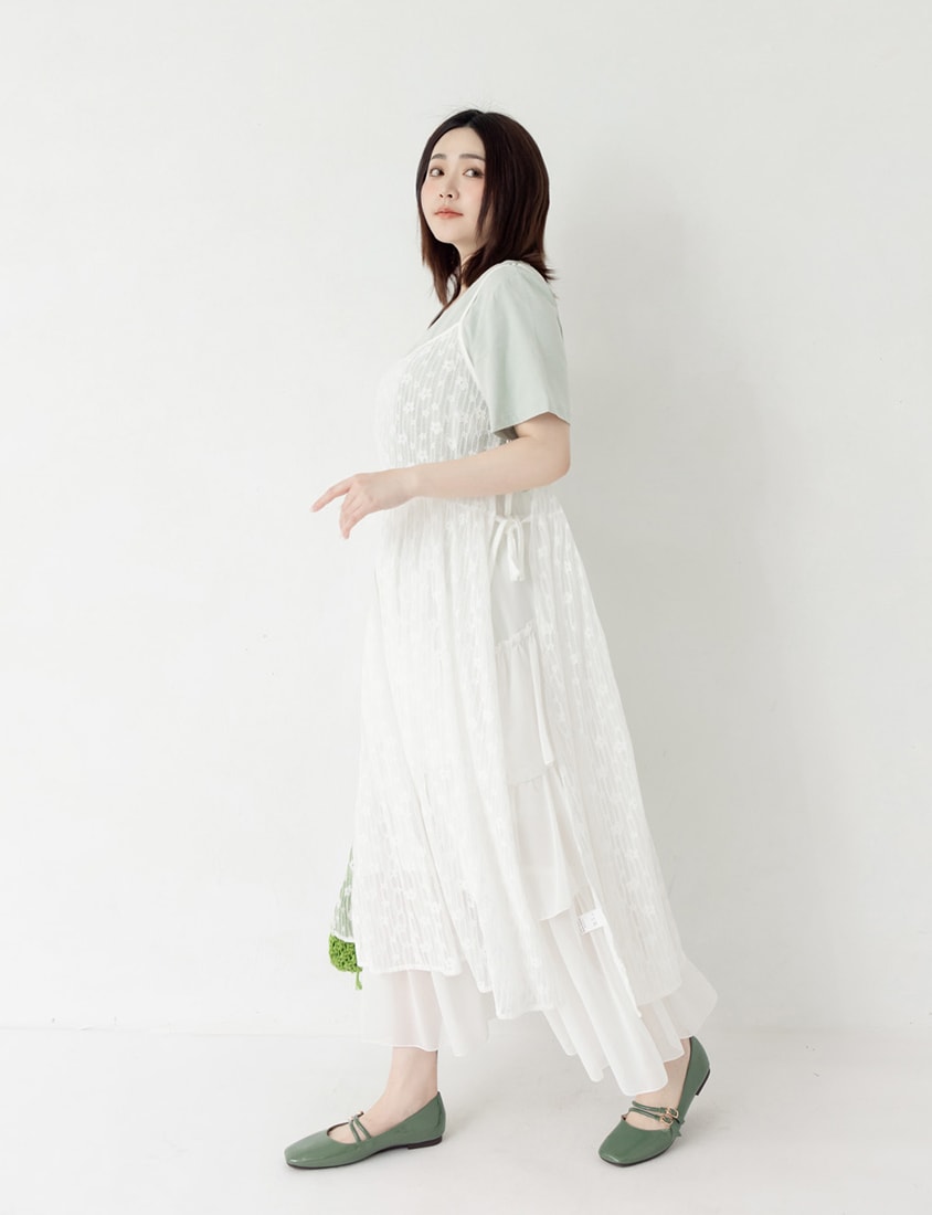 Sweet Bow Embroidery Plus Size Tee