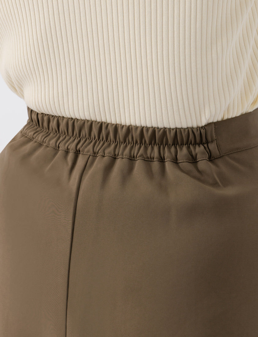 MISS. Standard Perfect Fit Tailored High Waist Pleated Plus Size Skirt