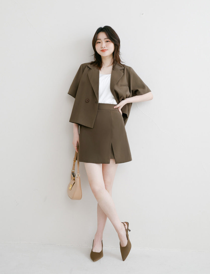 MISS. Structured Lightweight A-line Slit Plus Size Tailored Skirt (With Short)