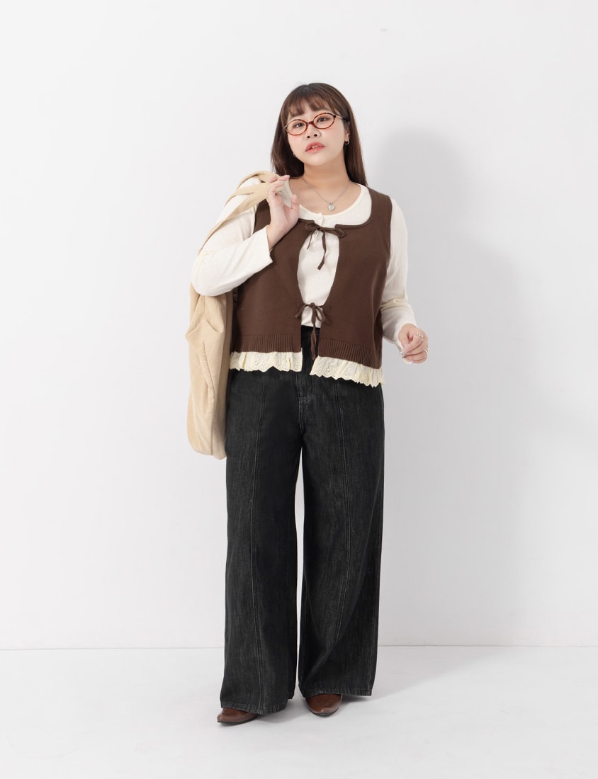 Jacquard Ribbed Button-Front Plus Size Crewneck Top