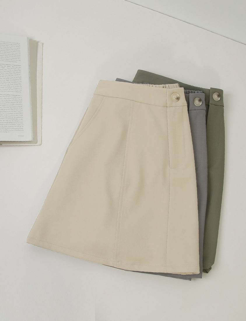 MISS. Korean Contrast Stitch Twill Back-Elastic Plus Size Mini Skirt