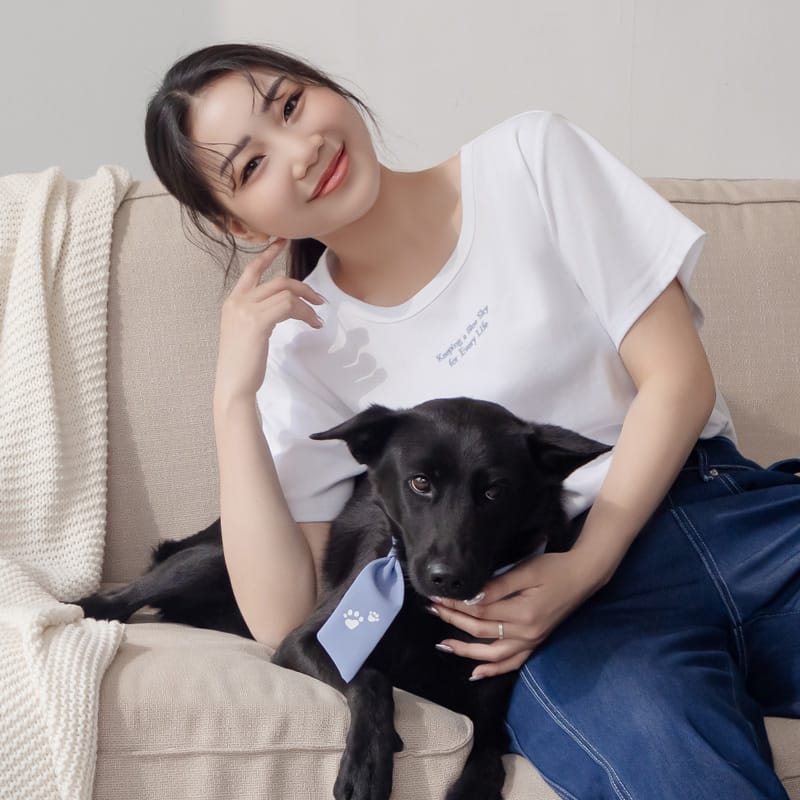 Mei-Mei Charity Slogan Plus Size Embroidered Tee
