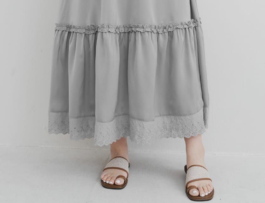 Korean Style Flowy Lace Trim Tiered Plus Size Maxi Skirt