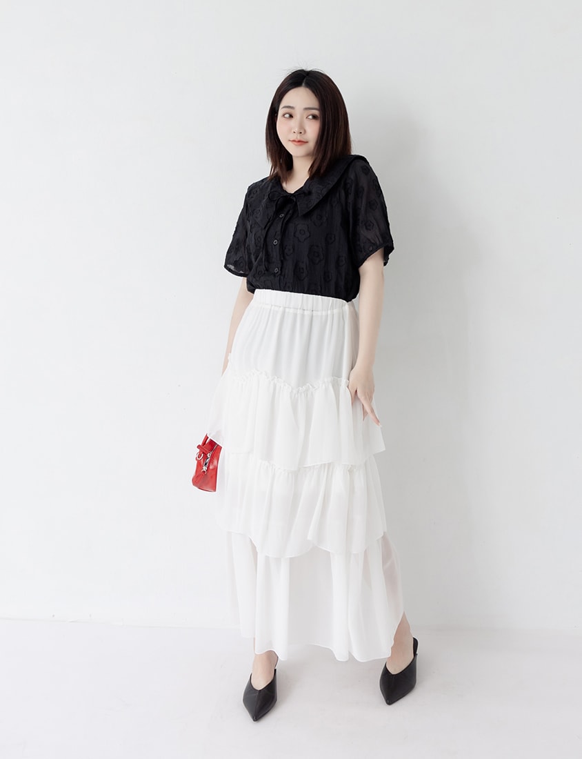 Two-Piece Floral Collar Tie Plus Size Shirt (with Camisole)