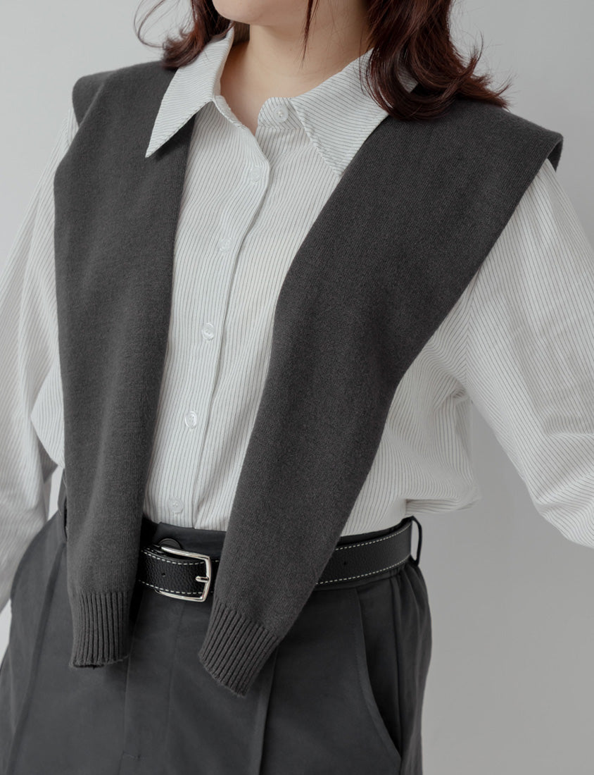 Versatile Multi-Color Knit Shawl