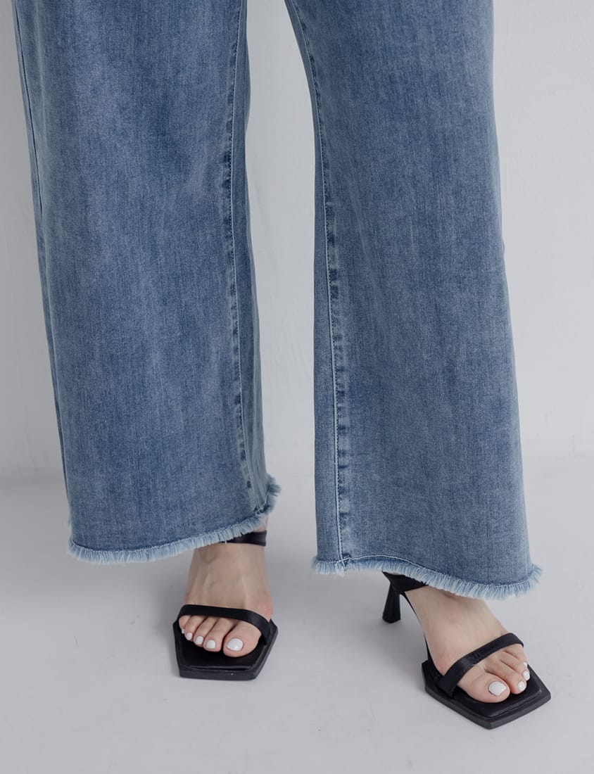 Cooling Tech with Raw Hem Plus Size Straight Leg Denim