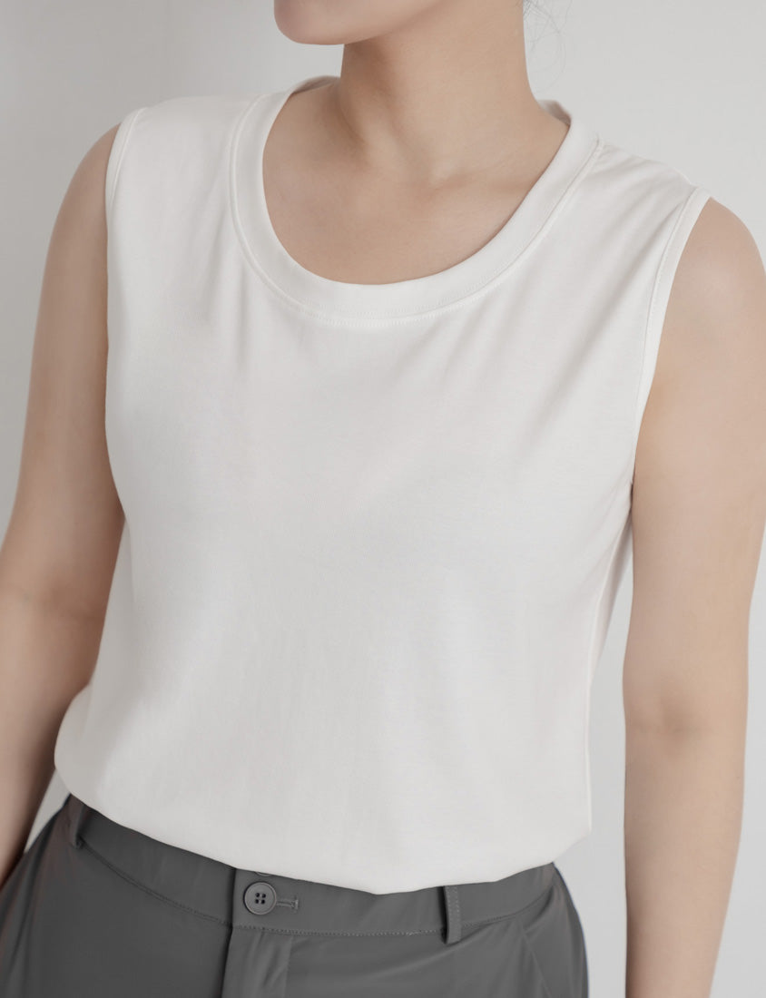 Everyday Basic Crewneck Plus Size Tank Top