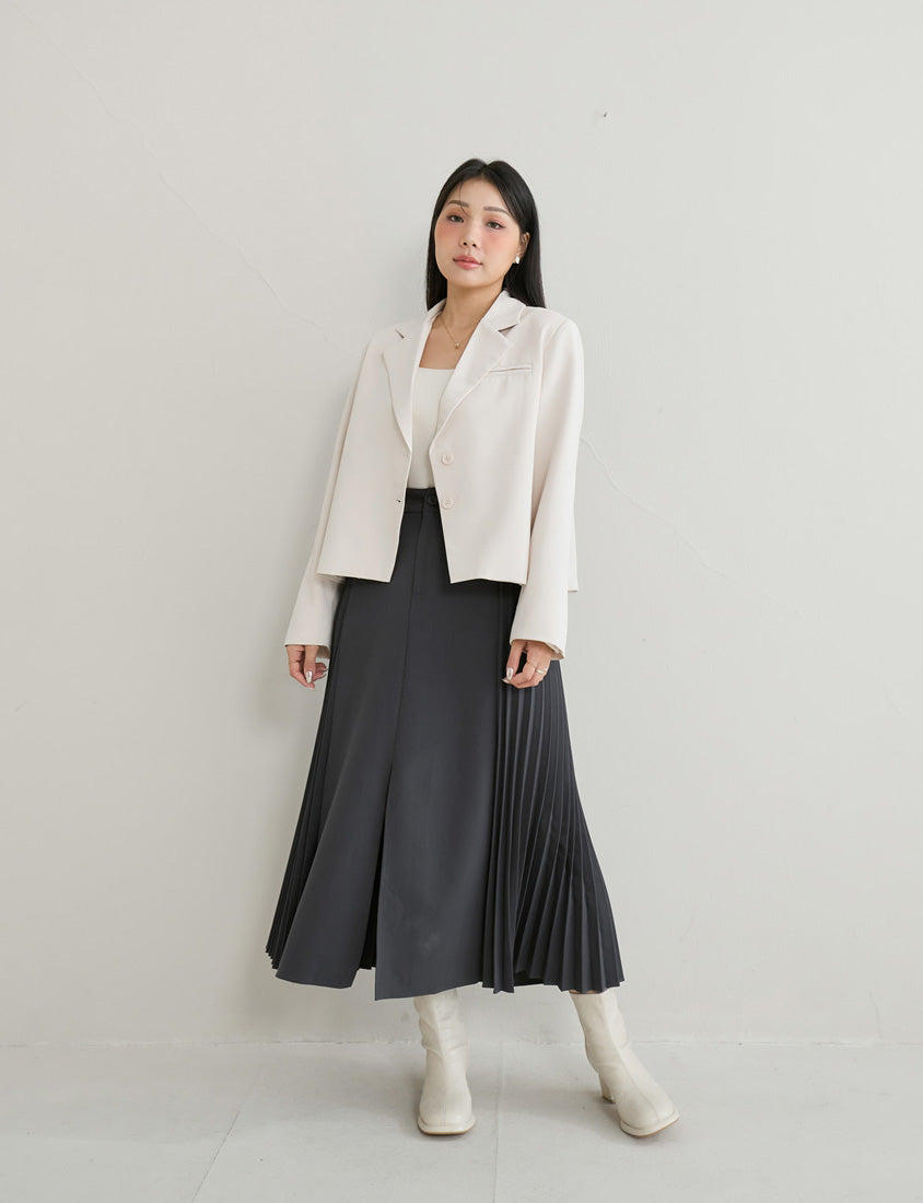 MISS. Elegant Plus Size Long Sleeve Blazer