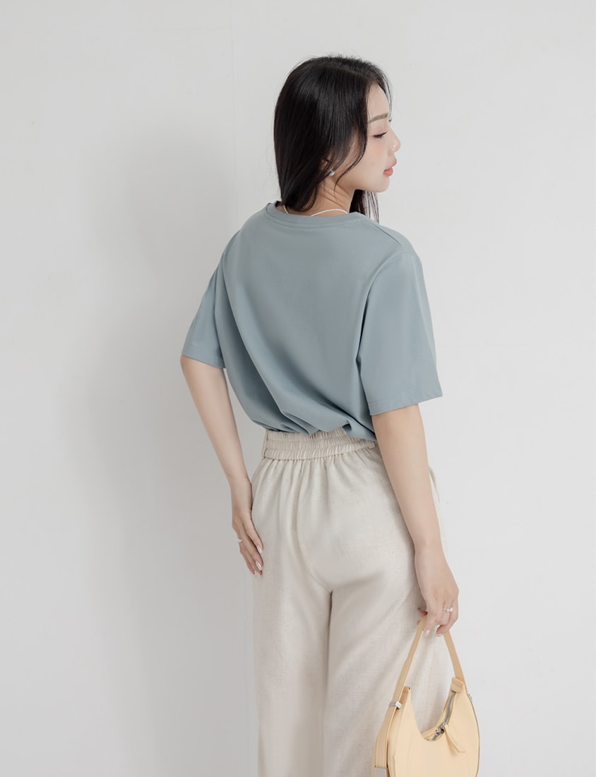 MISS. Basic Graphic Print Plus Size Short Sleeve Tee