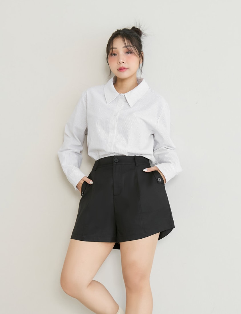 Utility Pockets Elastic Back Twill Plus Size Shorts