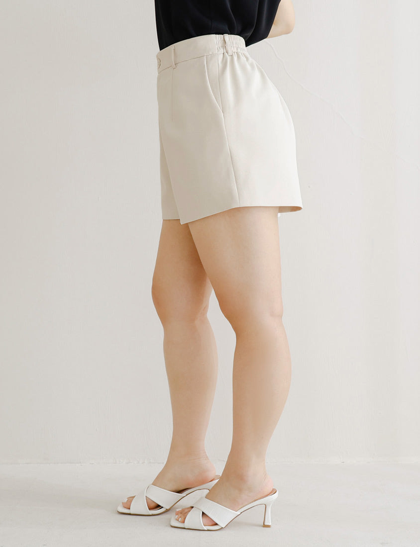 MISS. Elegant Back Elastic Waist Plus Size Tailored Shorts
