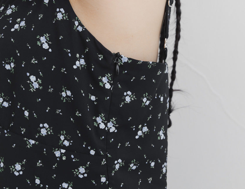 Adjustable Pearl Button Floral Plus-Size Mini Dress