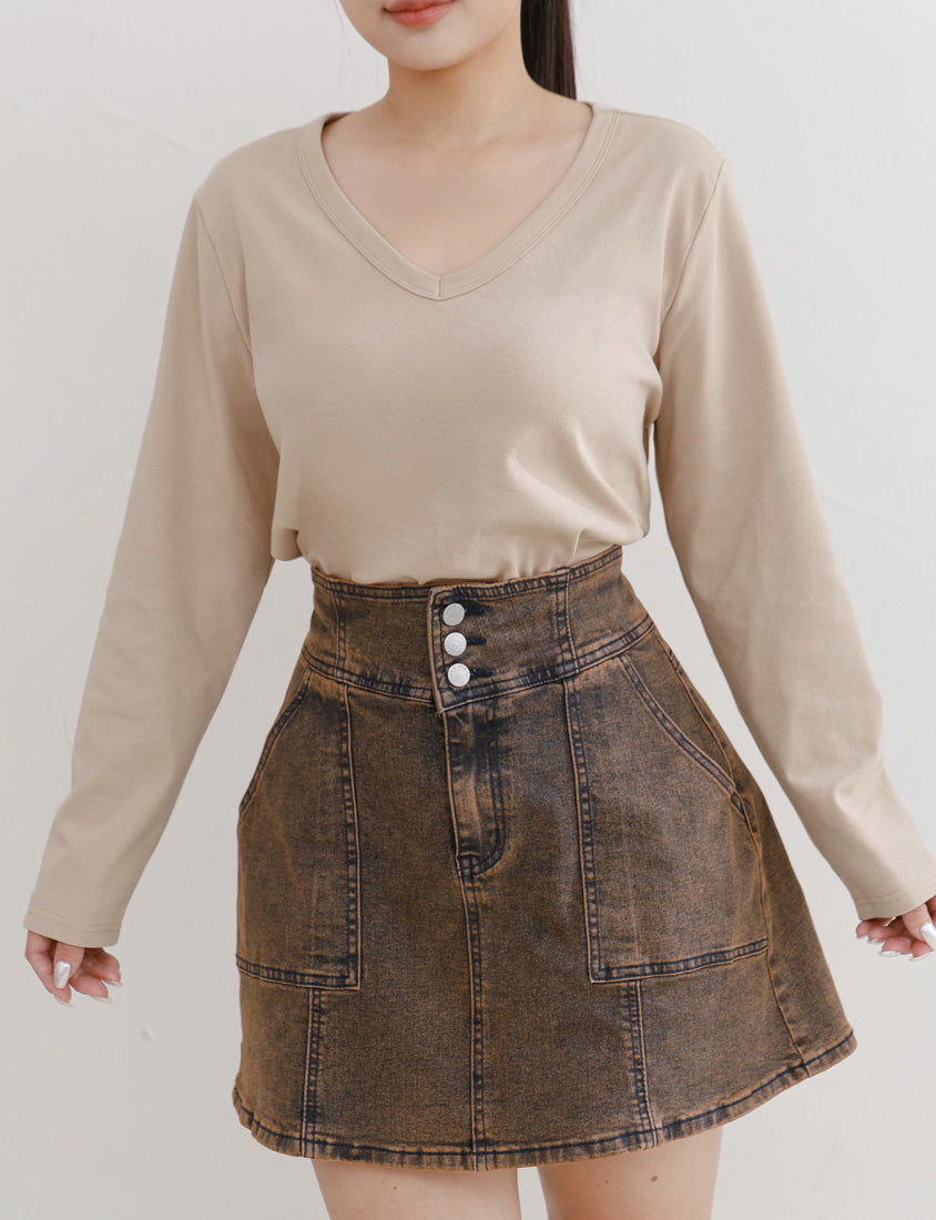 V-Neck Slim Fit Plus Size Long Sleeve Tee