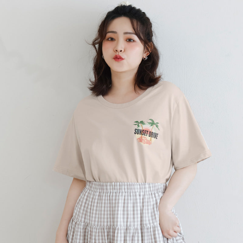Summer Sunset Graphic Crewneck Plus Size Tee