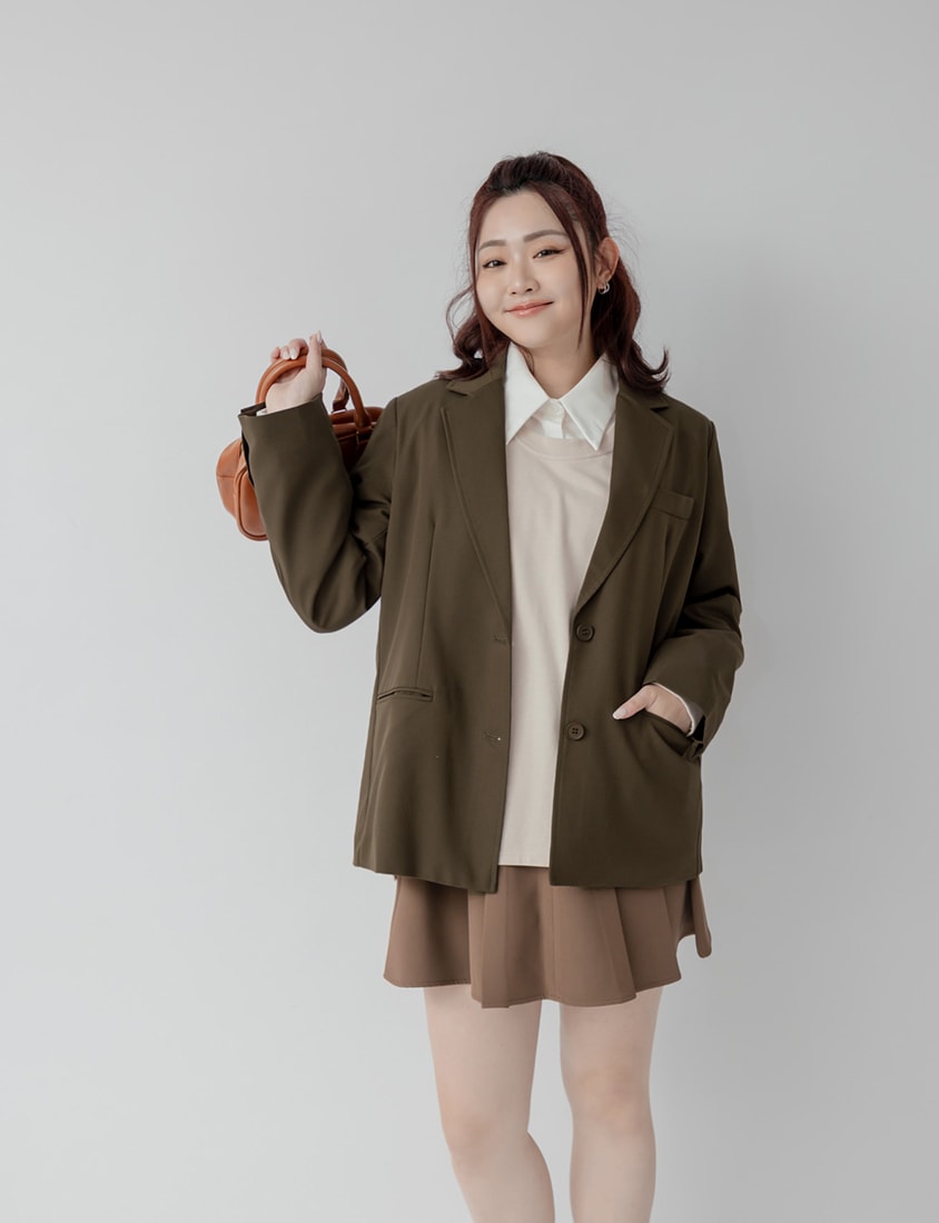 Minimal Versatile Plus Size Tailored Blazer