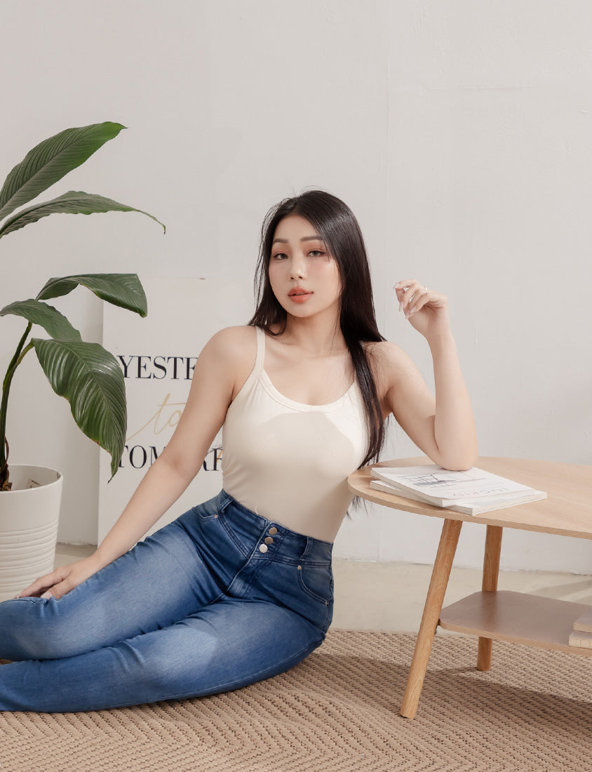 U-Neck Ribbed Shoulder Cut Plus Size BRATOP (with Padding)