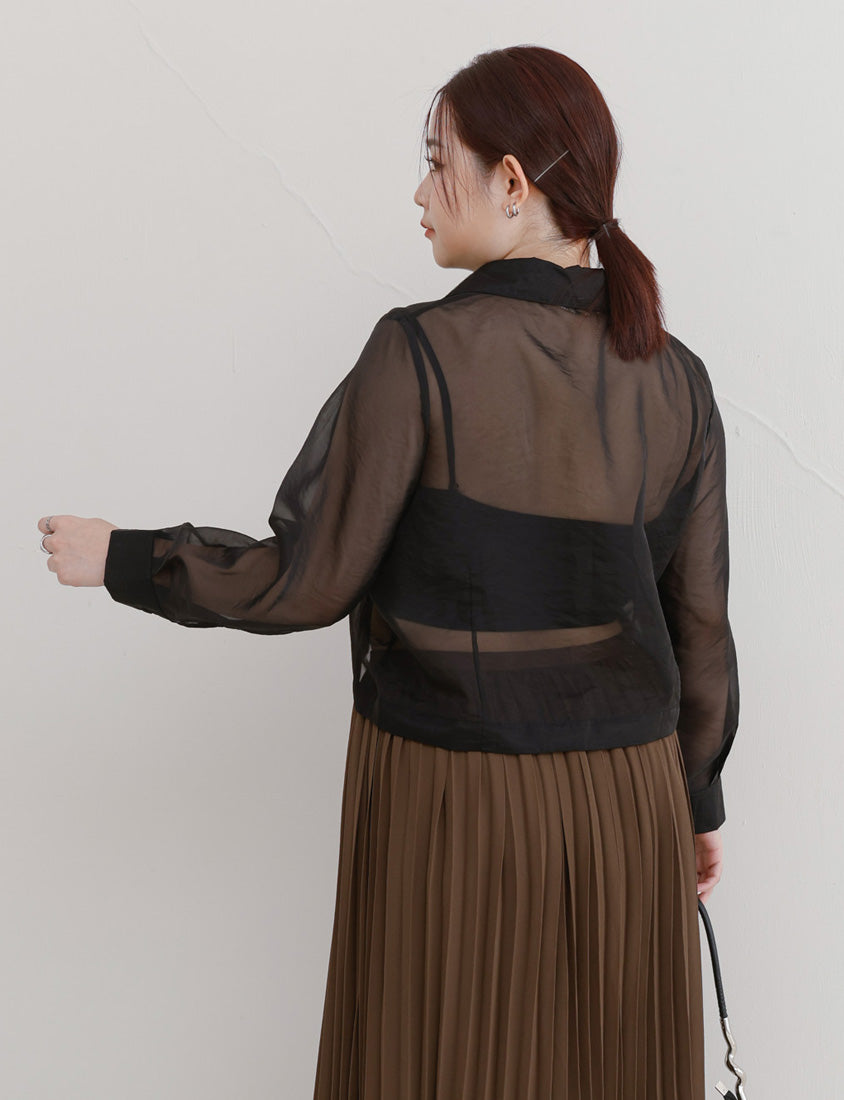 MISS. Faux Pockets Sheer Plus Size Cropped Shirt