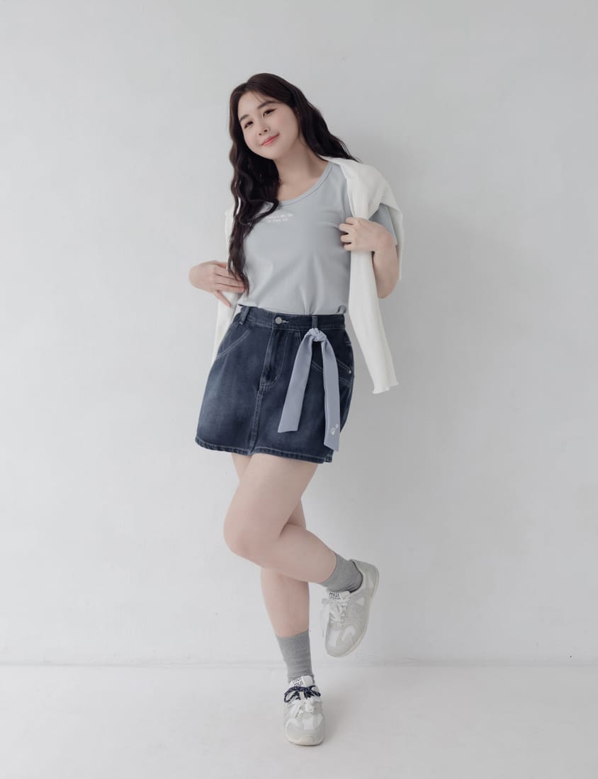 Mei-Mei Charity Slogan Plus Size Embroidered Tee