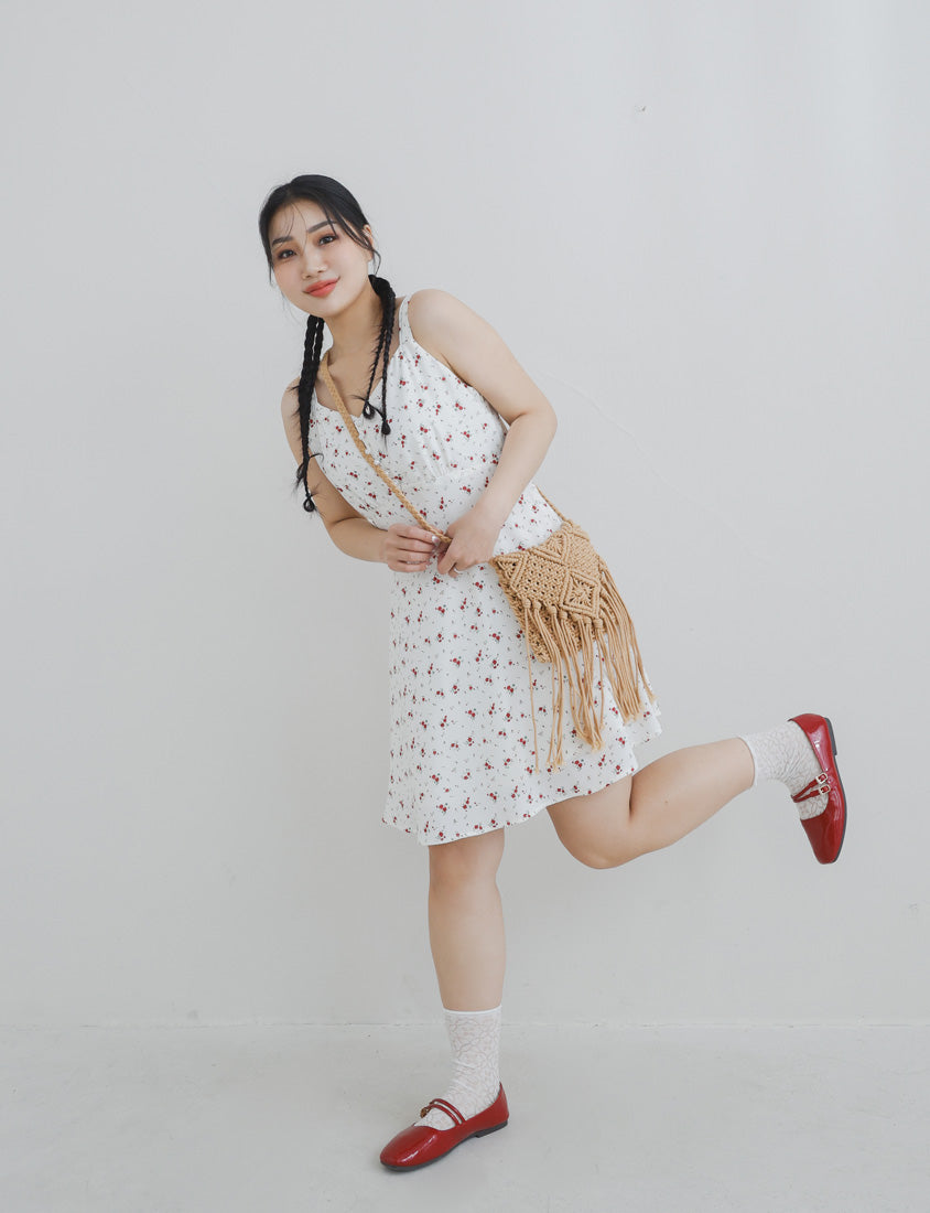 Adjustable Pearl Button Floral Plus-Size Mini Dress