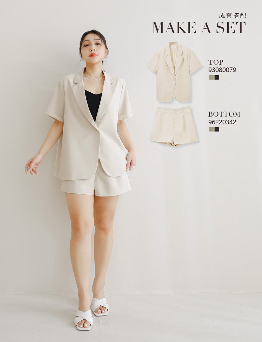 MISS. Elegant Back Elastic Waist Plus Size Tailored Shorts