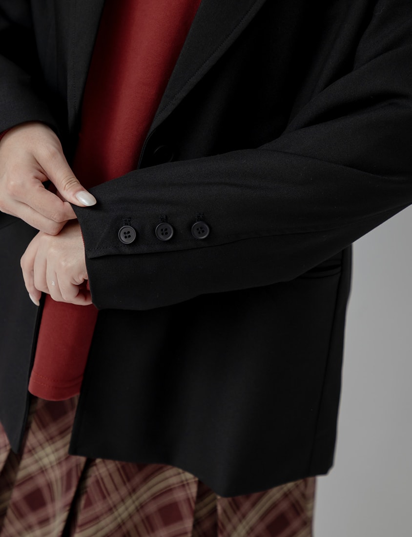 Minimal Versatile Plus Size Tailored Blazer