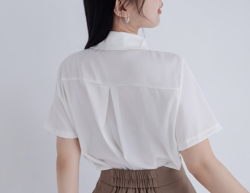 MISS. Elegant Pleat-Back Satin Plus Size Pocket Shirt
