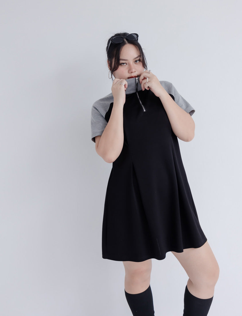 MUA! Space Cotton Color-Block Stand Collar Plus Size Short Sleeve Mini Dress