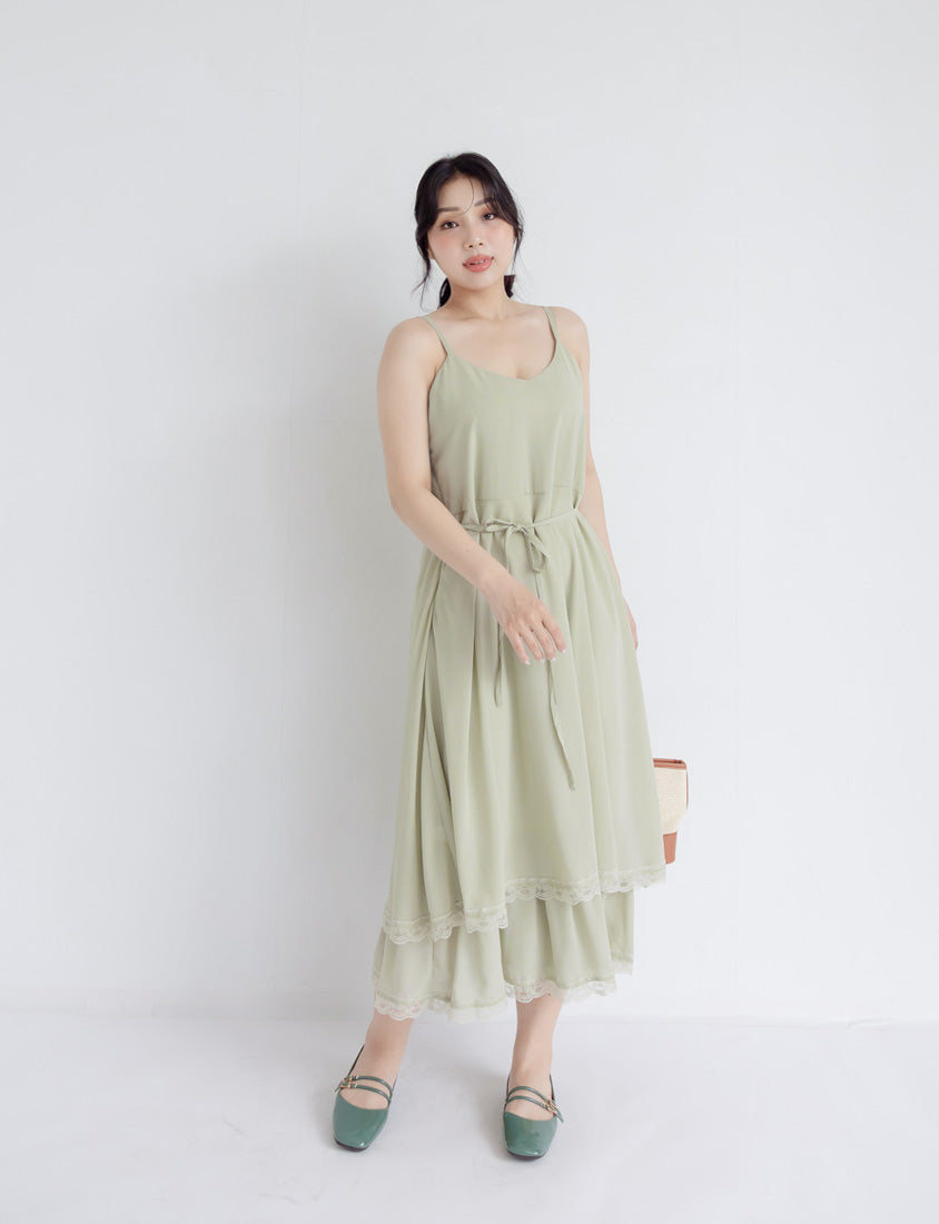 Elegant Layered Lace Tie Plus Size Dress