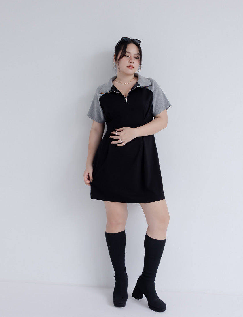 MUA! Space Cotton Color-Block Stand Collar Plus Size Short Sleeve Mini Dress
