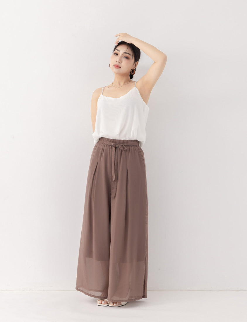 MISS. Elegant Textured Open-Back Plus Size Chiffon Camisole