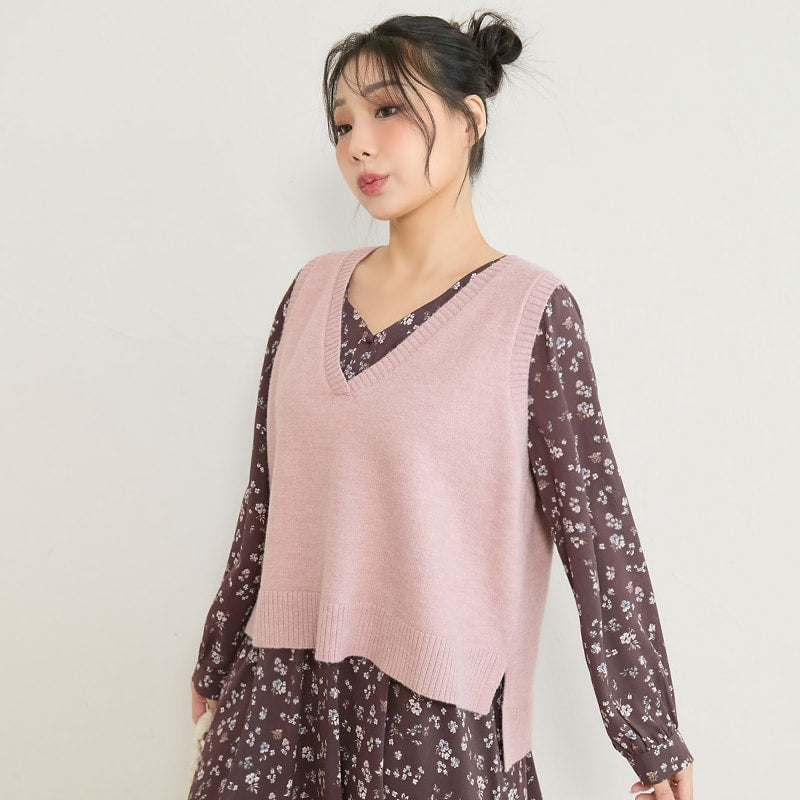 Versatile Multicolor V-Neck Cropped Plus Size Knit Vest