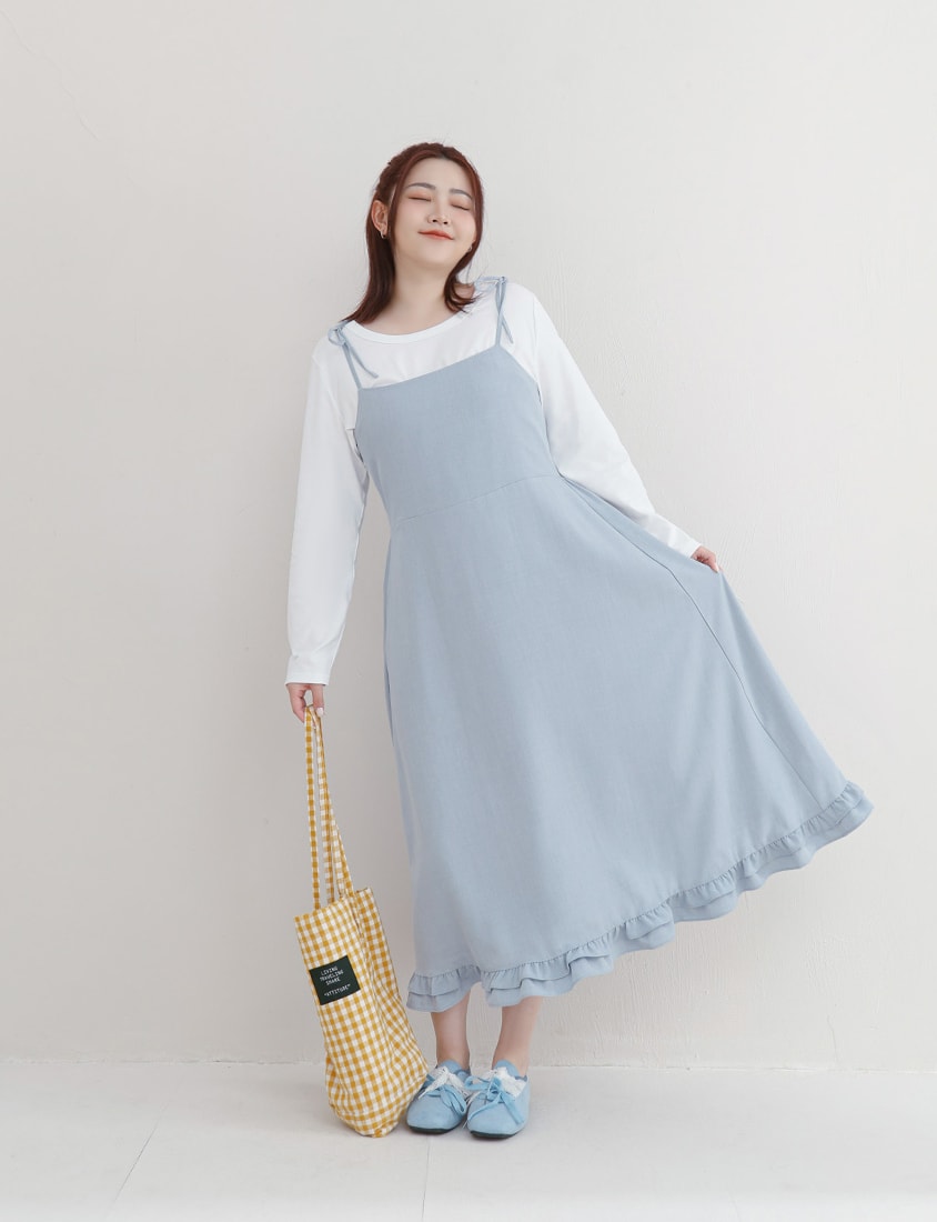 U-Neck Slim Fit Plus Size Long Sleeve Tee