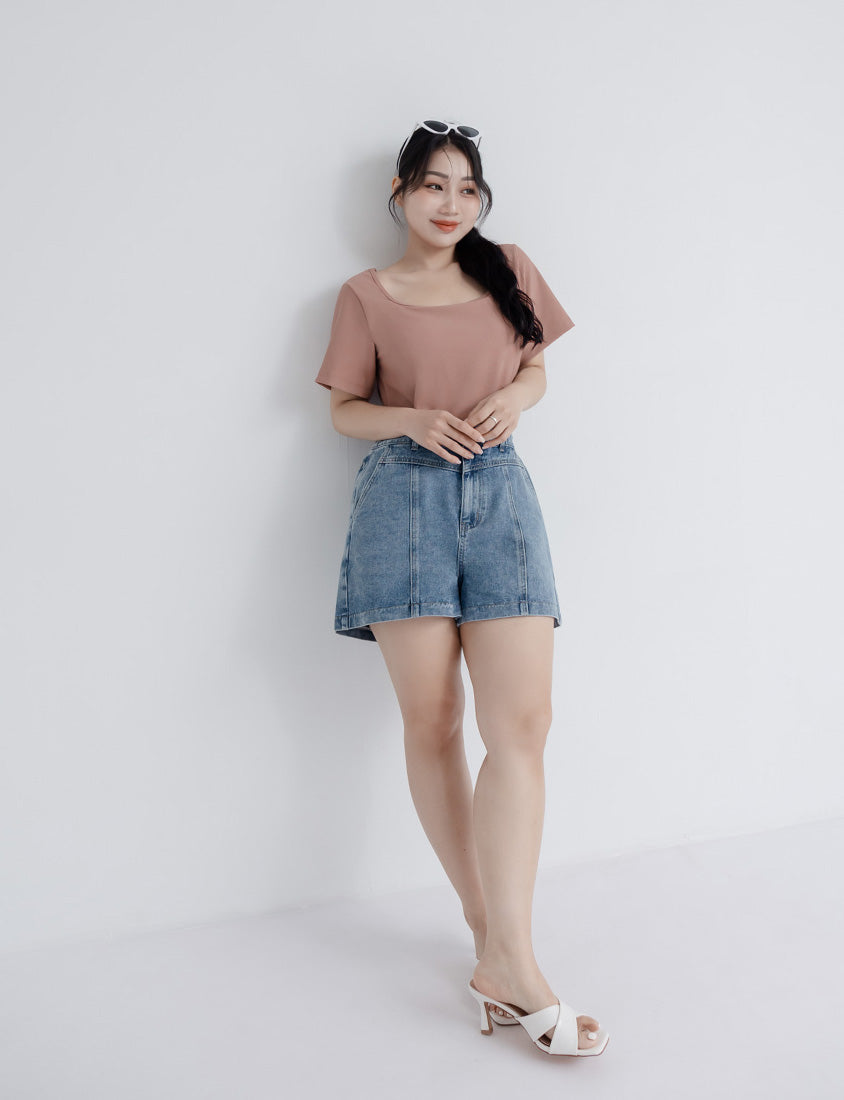 Pobra. Airy Ribbed Square Neck Short Sleeve Plus Size Bra Top