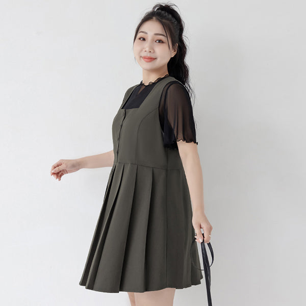 Square Neck Button Pleated Plus Size Mini Dress
