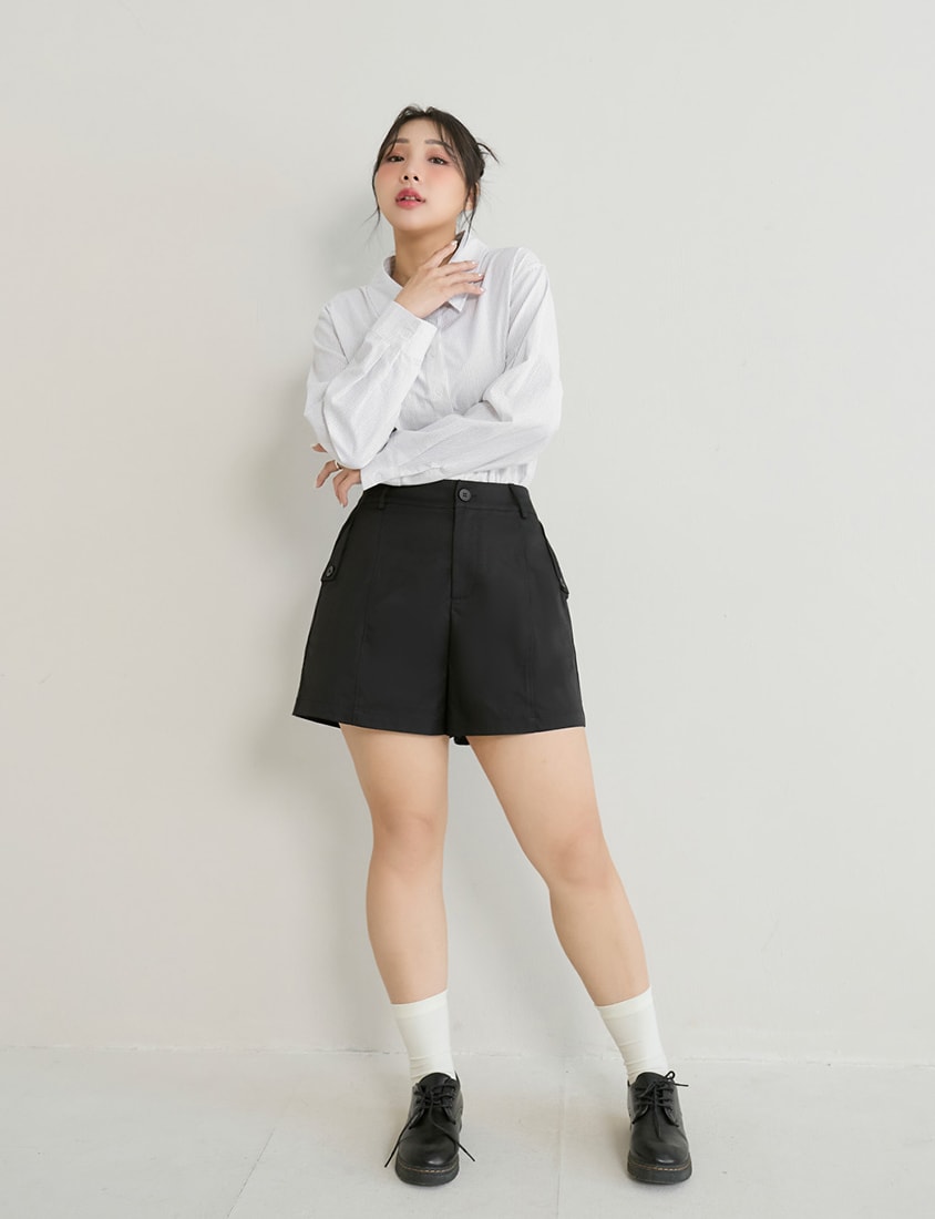 Utility Pockets Elastic Back Twill Plus Size Shorts