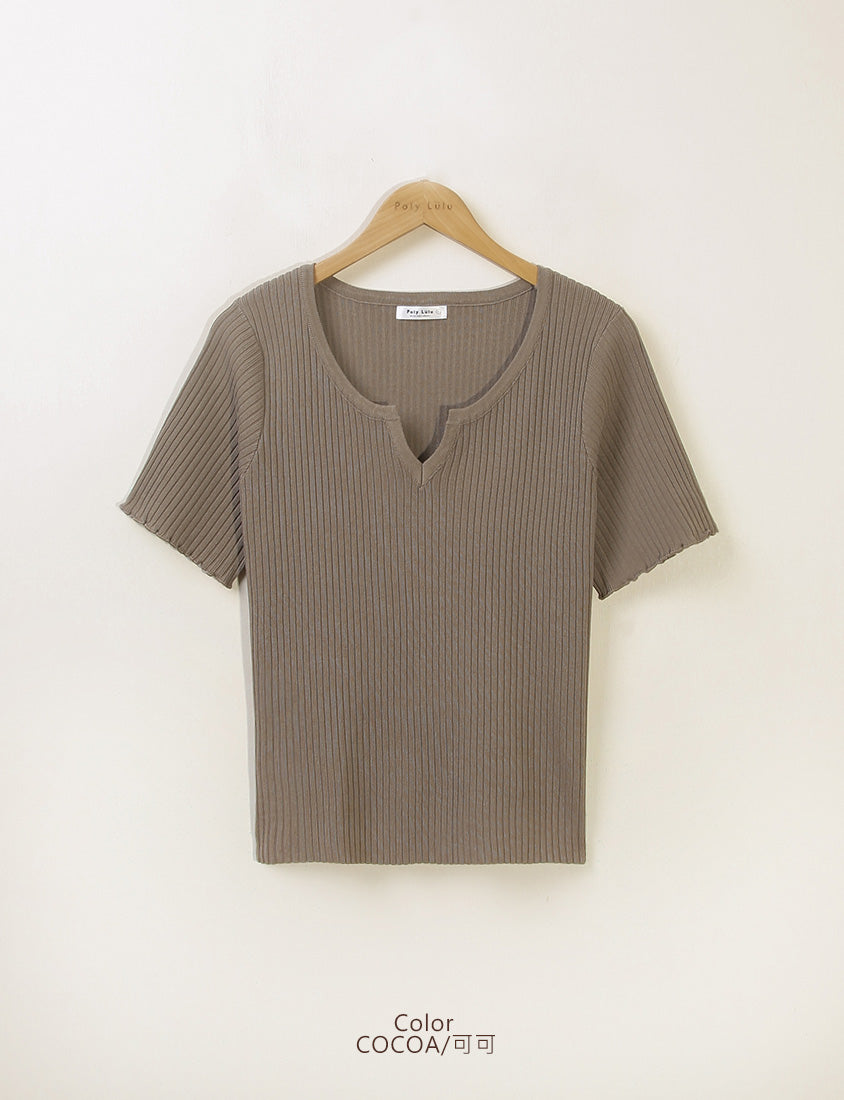 MISS. Essential Wavy Edge Plus Size Knit Top