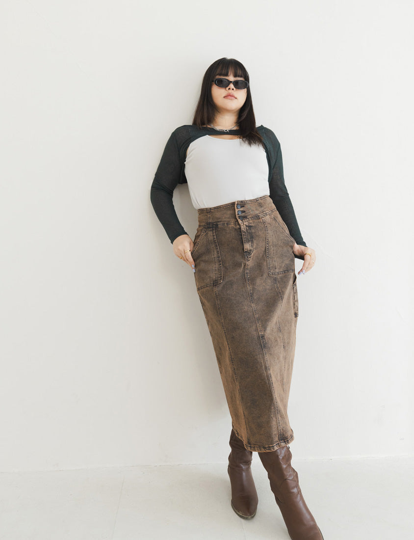 MUA! Ultra-Stretch Back Slit High-Waist Washed Denim Plus Size Maxi Skirt