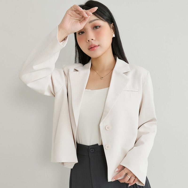 MISS. Elegant Plus Size Long Sleeve Blazer