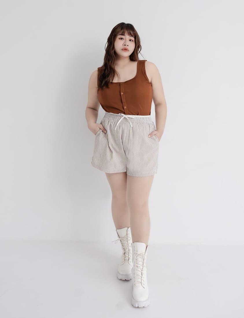 Pobra. Airy Wide Strap Square Neck Faux Buttons Plus Size Bra Top