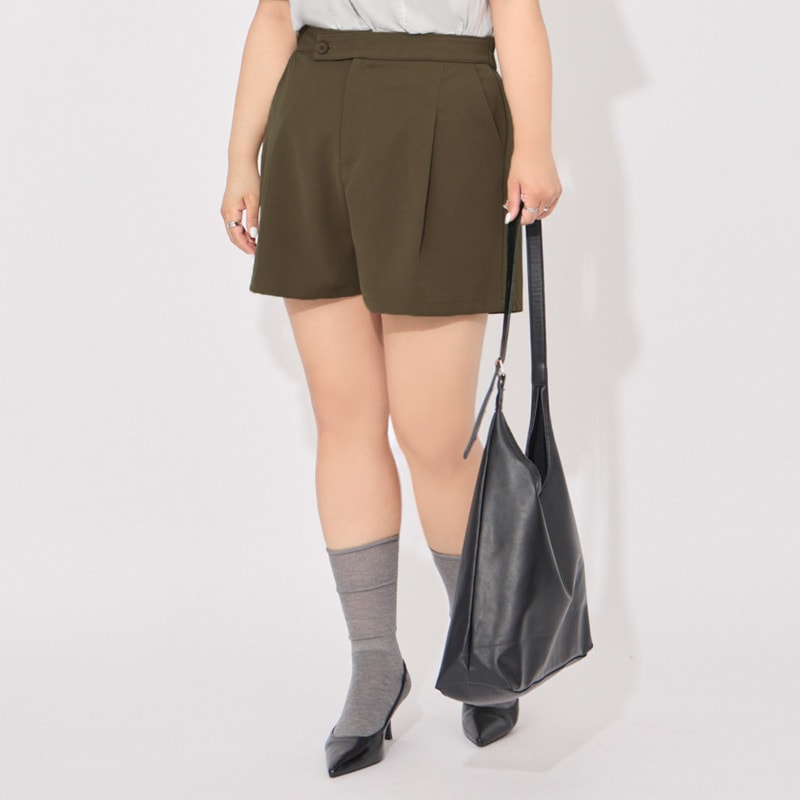 MORE U Asymmetric Wrinkle-Resistant Plus Size Shorts