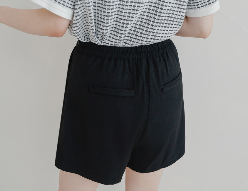 MISS. Latte Series Waistband Twill Plus Size Shorts