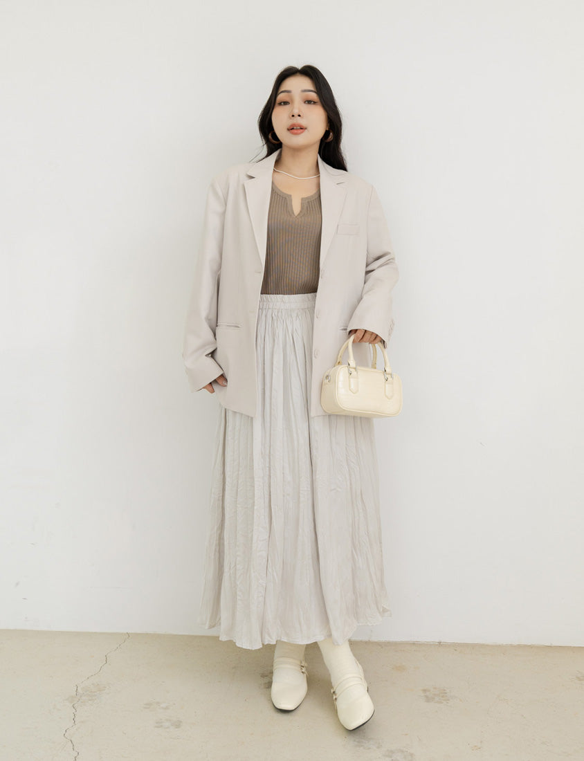 MISS. Essential Wavy Edge Plus Size Knit Top